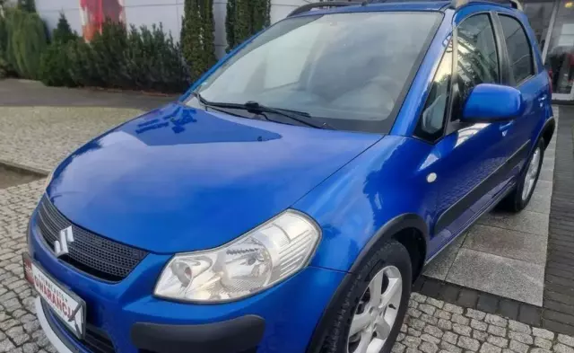 SUZUKI Sx4 