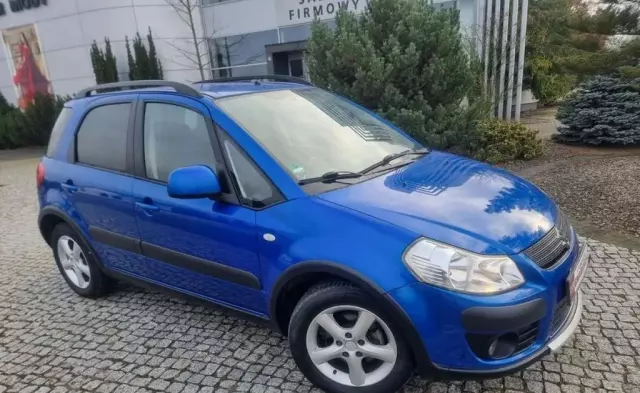 SUZUKI Sx4 