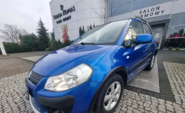 SUZUKI Sx4 