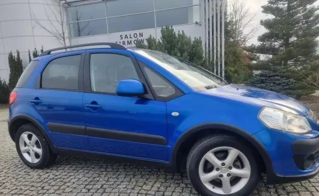 SUZUKI Sx4 