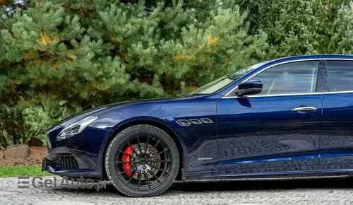MASERATI Quattroporte 