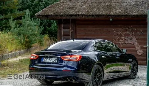 MASERATI Quattroporte 