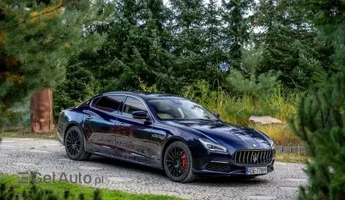 MASERATI Quattroporte 