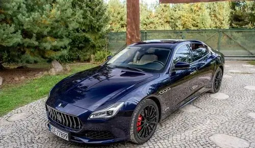 MASERATI Quattroporte 