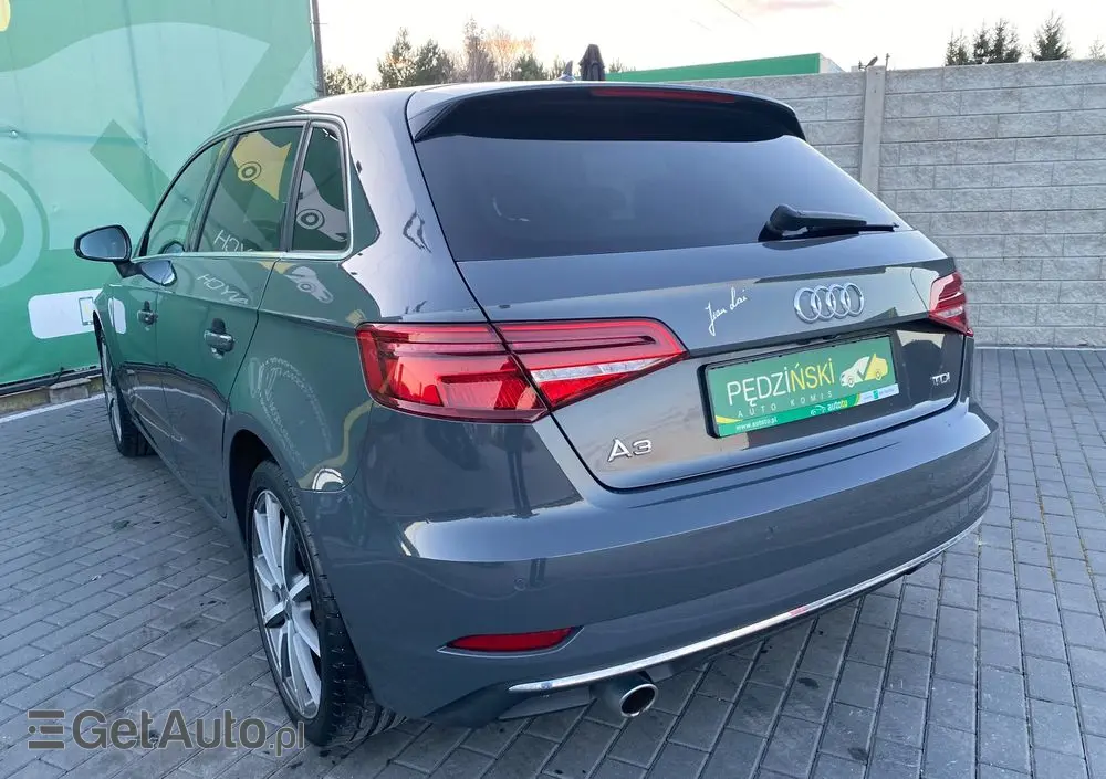 AUDI A3 Sportback 1.6 TDI ultra Attraction