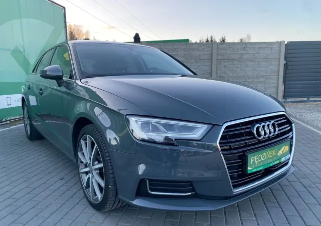 AUDI A3 Sportback 1.6 TDI ultra Attraction