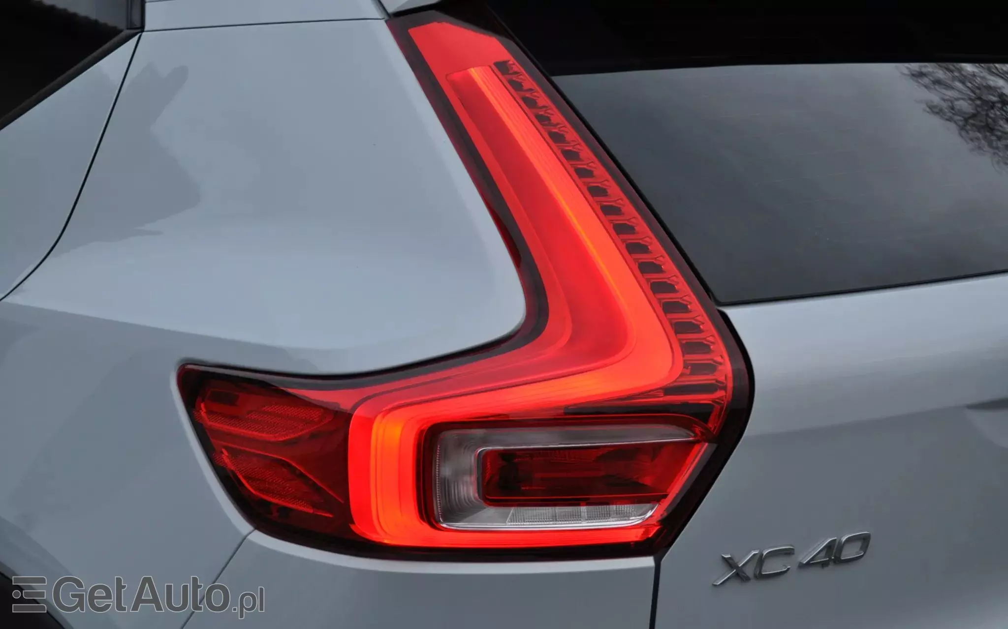 VOLVO XC 40 D3 Momentum Pro