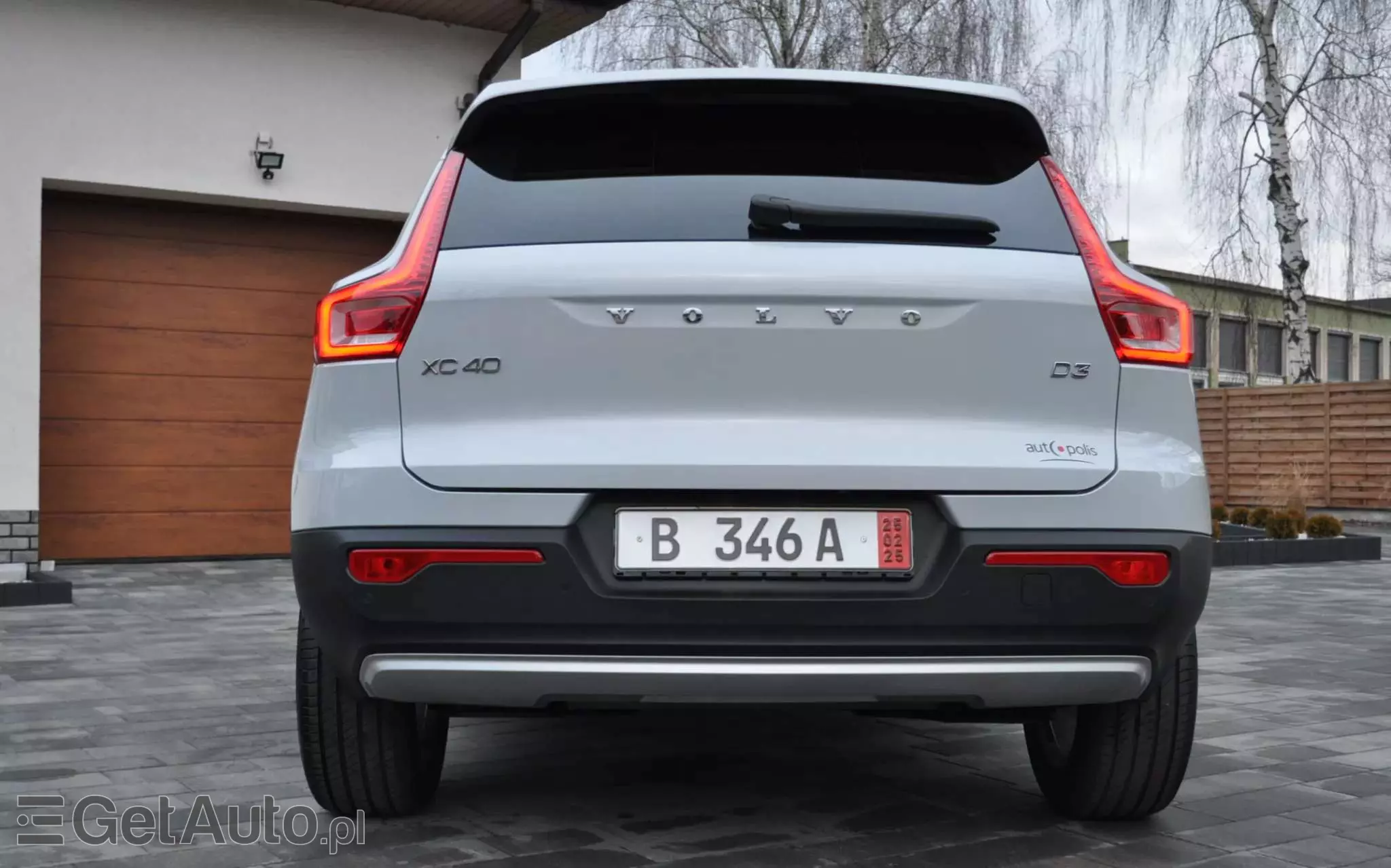 VOLVO XC 40 D3 Momentum Pro