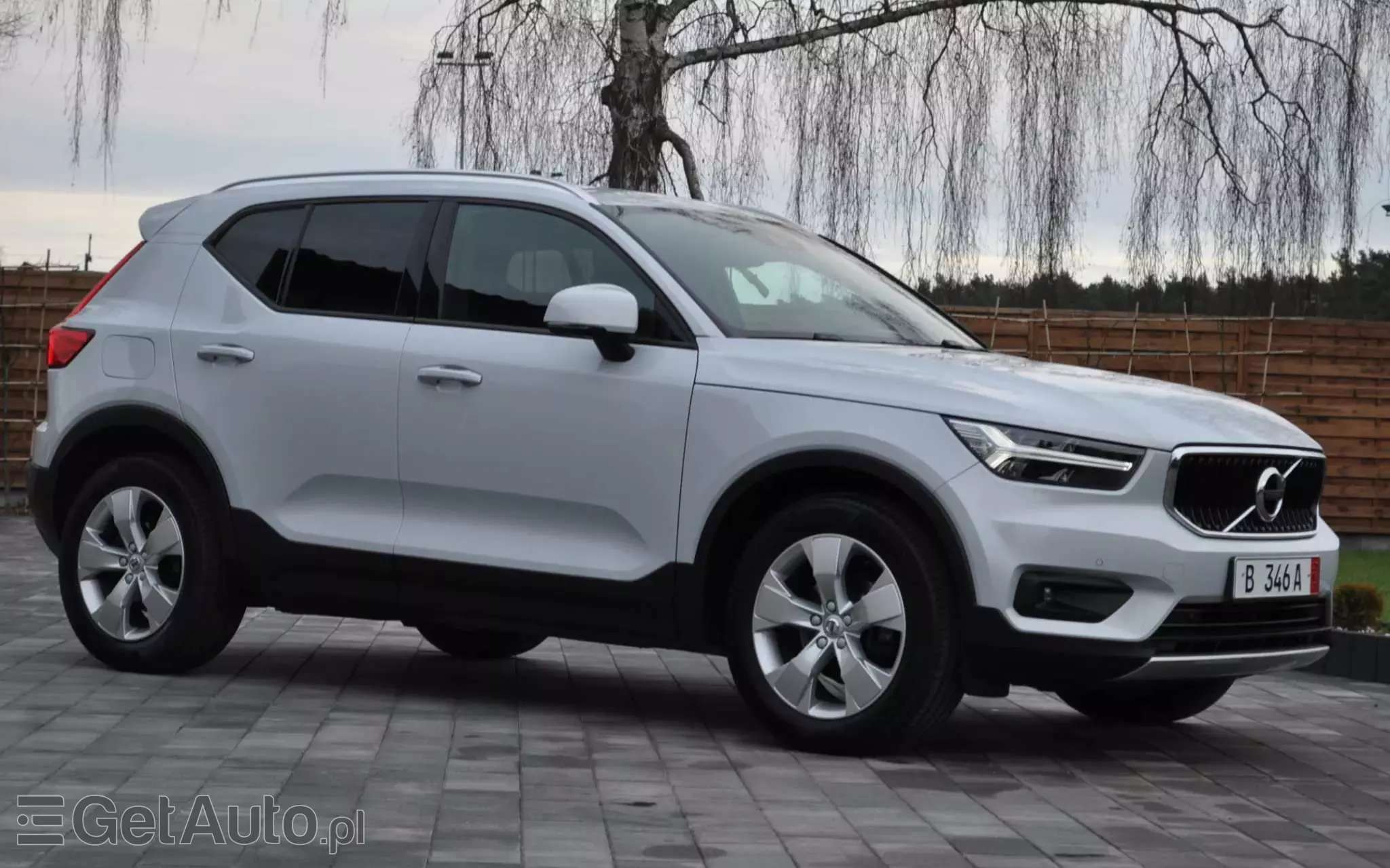 VOLVO XC 40 D3 Momentum Pro