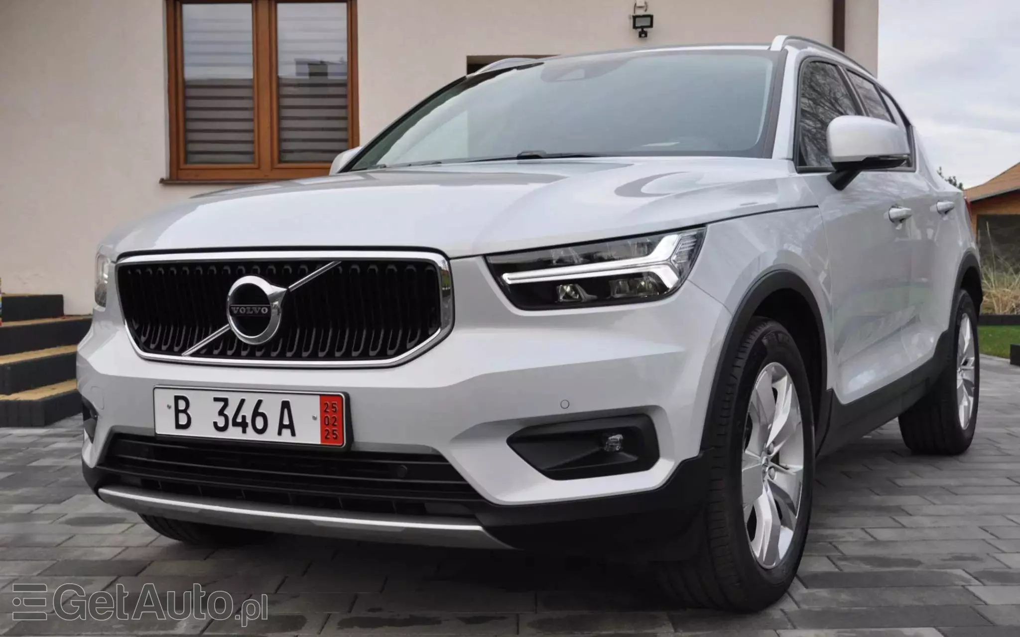 VOLVO XC 40 D3 Momentum Pro