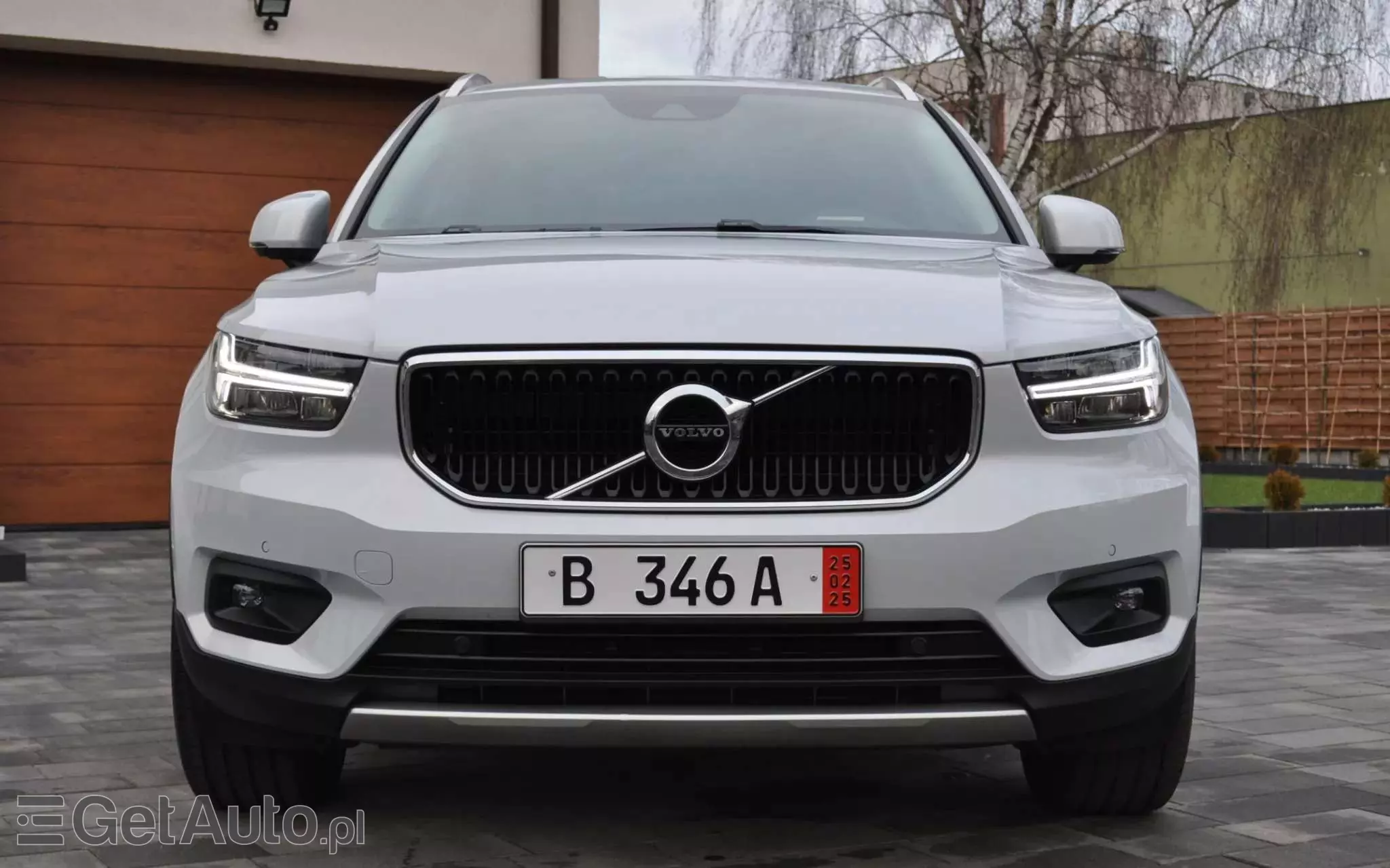 VOLVO XC 40 D3 Momentum Pro