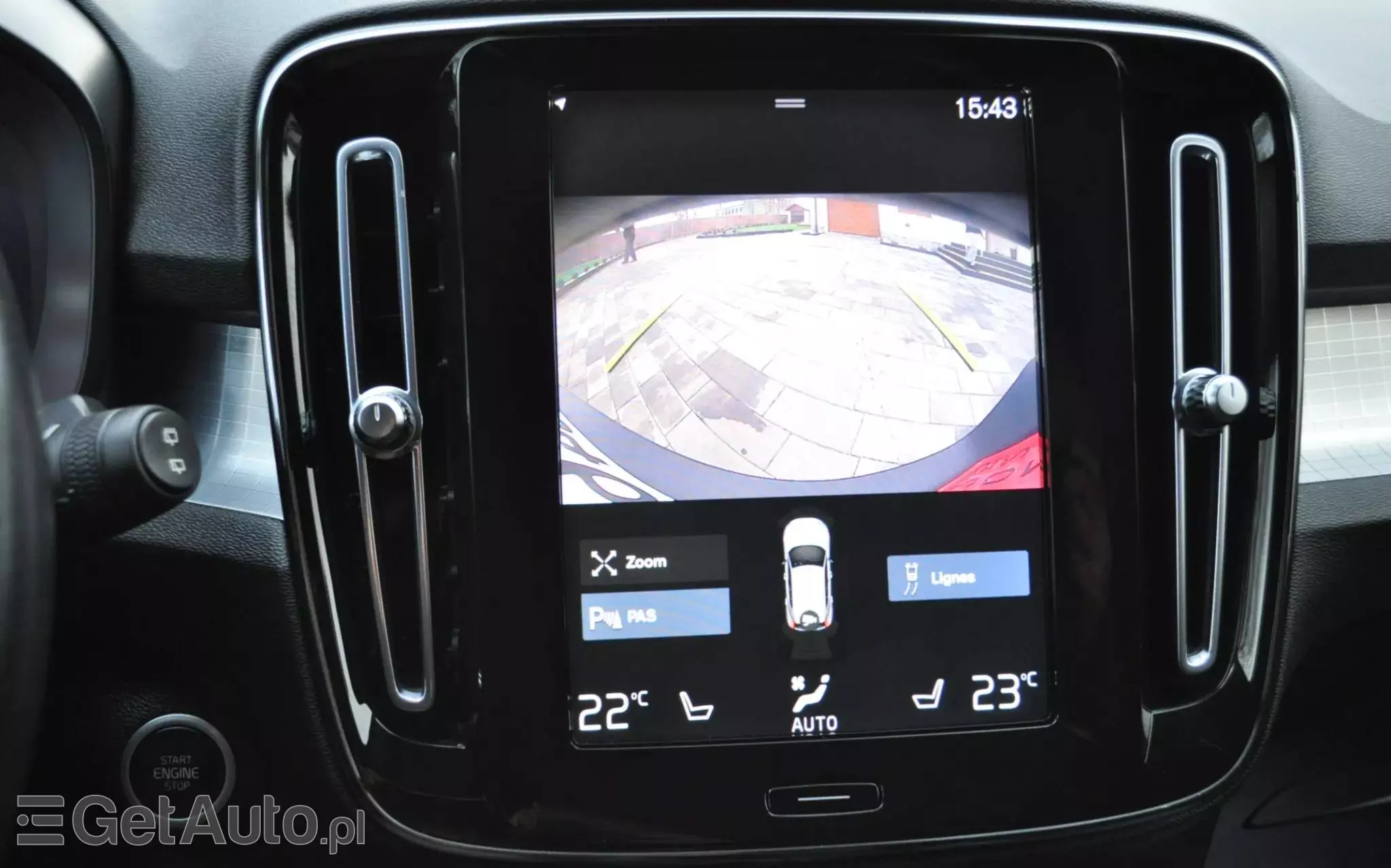 VOLVO XC 40 D3 Momentum Pro