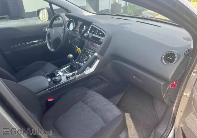 PEUGEOT 3008 HDi FAP 150 Platinum