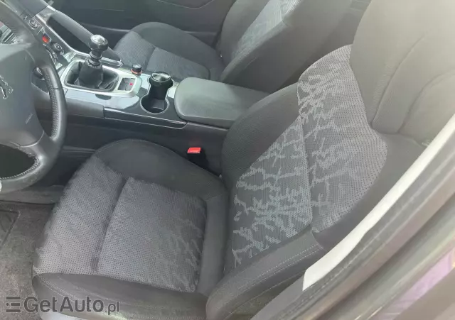 PEUGEOT 3008 HDi FAP 150 Platinum