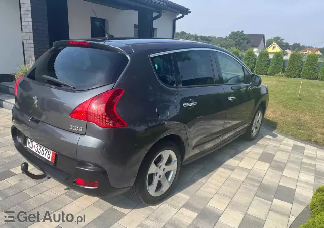 PEUGEOT 3008 HDi FAP 150 Platinum