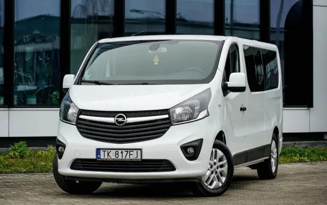OPEL Vivaro 