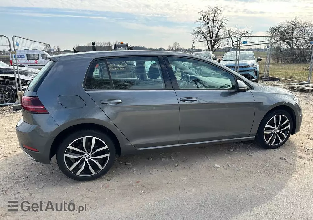 VOLKSWAGEN Golf 2.0 BlueTDI DSG Highline