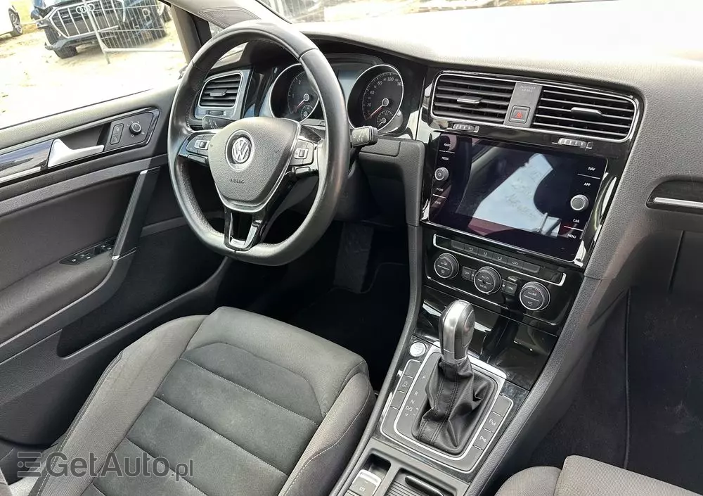 VOLKSWAGEN Golf 2.0 BlueTDI DSG Highline