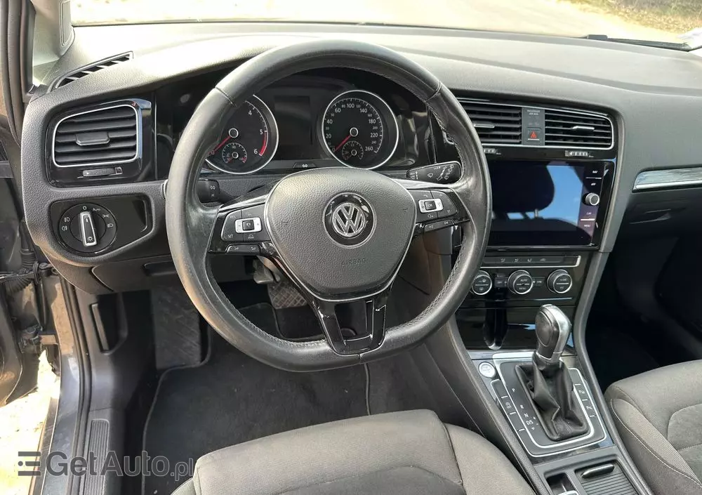 VOLKSWAGEN Golf 2.0 BlueTDI DSG Highline