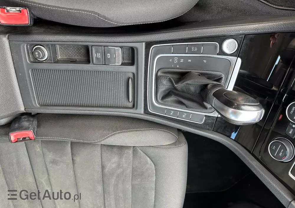 VOLKSWAGEN Golf 2.0 BlueTDI DSG Highline