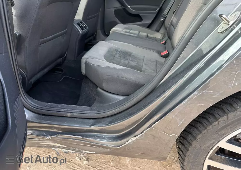 VOLKSWAGEN Golf 2.0 BlueTDI DSG Highline