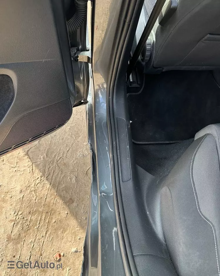 VOLKSWAGEN Golf 2.0 BlueTDI DSG Highline