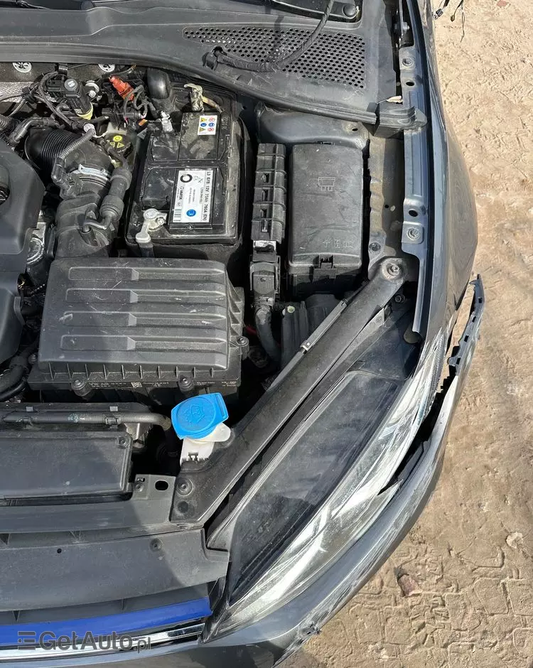 VOLKSWAGEN Golf 2.0 BlueTDI DSG Highline