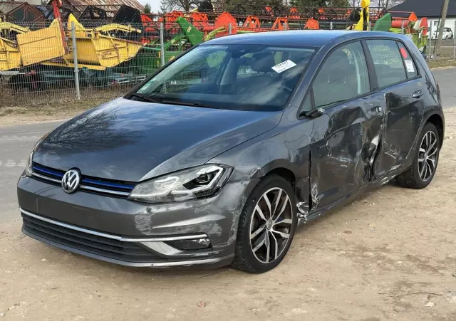 VOLKSWAGEN Golf 2.0 BlueTDI DSG Highline