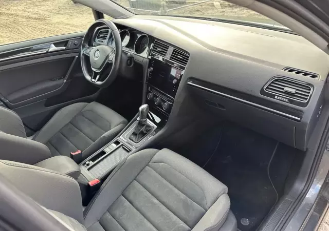 VOLKSWAGEN Golf 2.0 BlueTDI DSG Highline