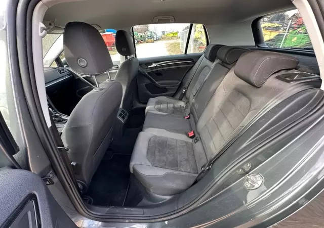 VOLKSWAGEN Golf 2.0 BlueTDI DSG Highline