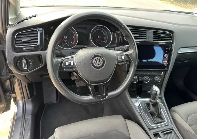 VOLKSWAGEN Golf 2.0 BlueTDI DSG Highline