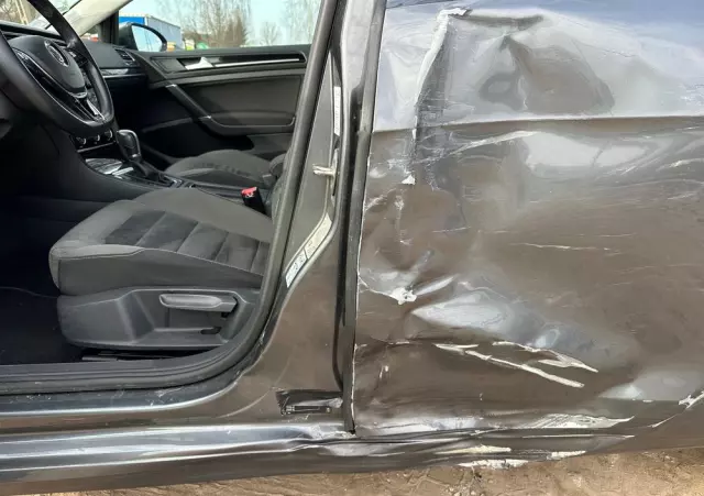 VOLKSWAGEN Golf 2.0 BlueTDI DSG Highline