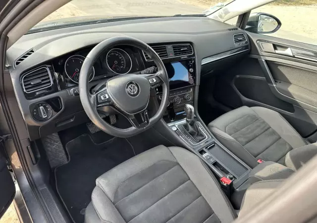 VOLKSWAGEN Golf 2.0 BlueTDI DSG Highline