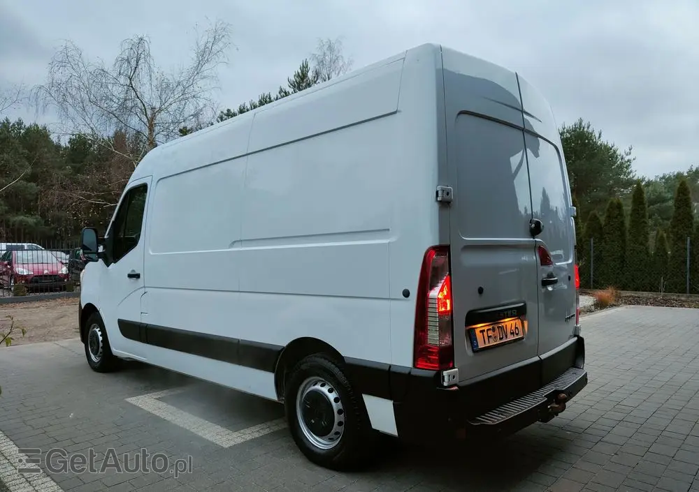 RENAULT Master 
