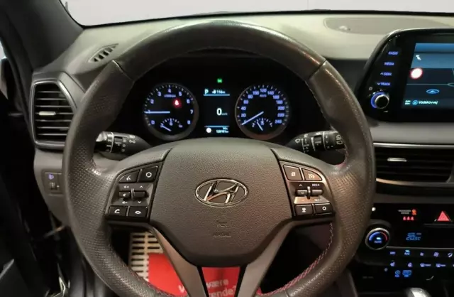 HYUNDAI Tucson 