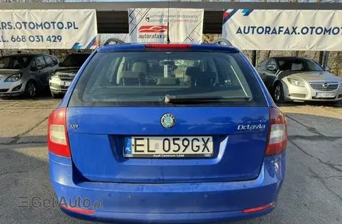 SKODA Octavia 