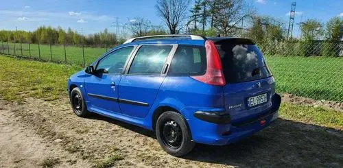 PEUGEOT 206 