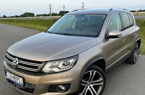 VOLKSWAGEN Tiguan 