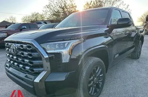 TOYOTA Tundra 