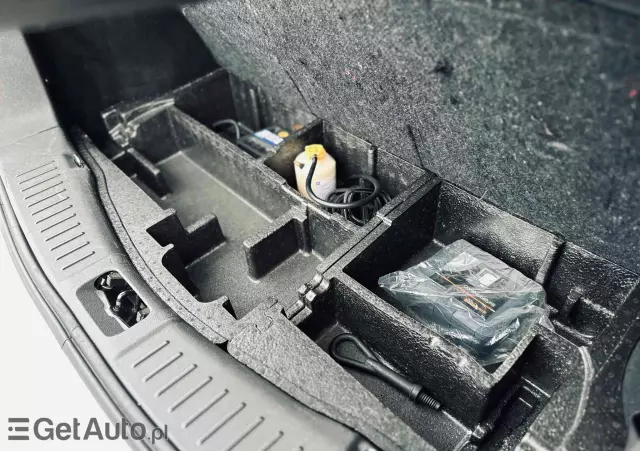 FORD Kuga 2.0 TDCi Individual FWD