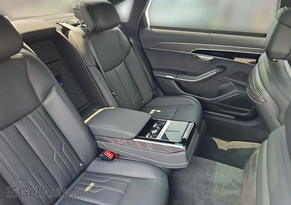 AUDI A8 L 55 TFSI quattro tiptronic