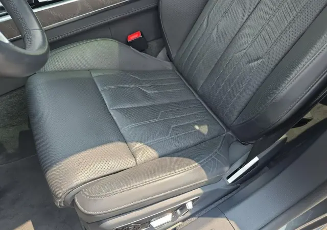 AUDI A8 L 55 TFSI quattro tiptronic