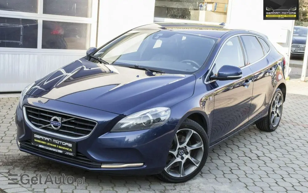 VOLVO V40 D3 Drive-E Ocean Race