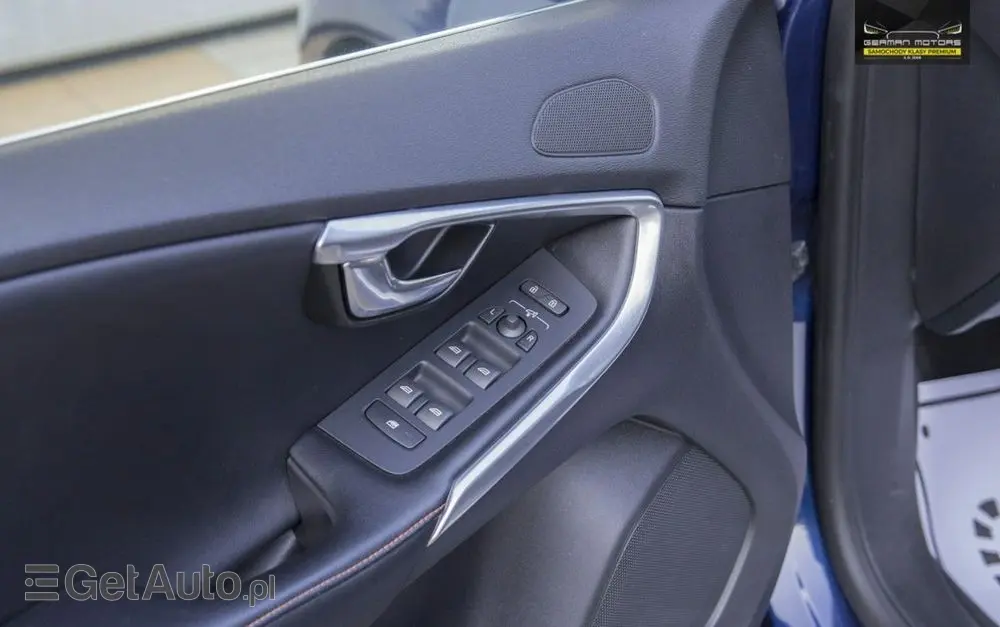 VOLVO V40 D3 Drive-E Ocean Race