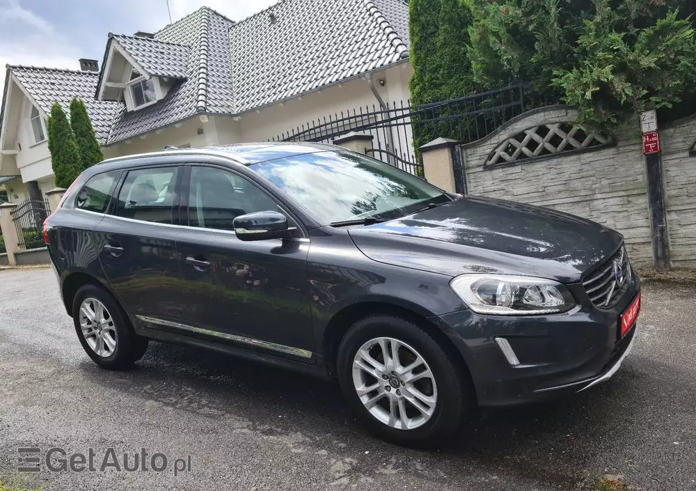 VOLVO XC 60 D3 Momentum