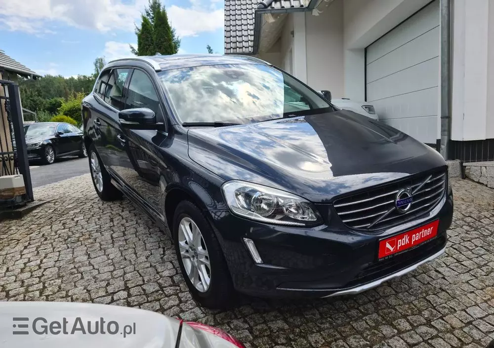 VOLVO XC 60 D3 Momentum