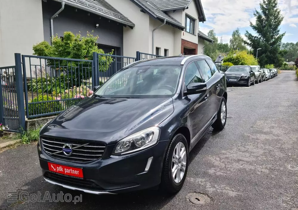 VOLVO XC 60 D3 Momentum