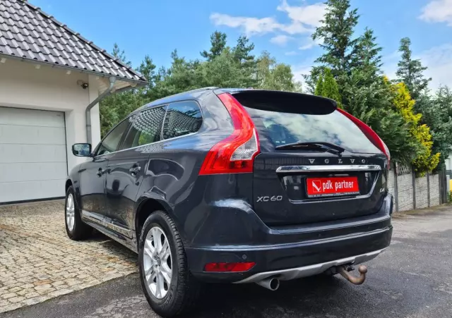 VOLVO XC 60 D3 Momentum