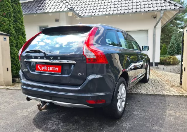 VOLVO XC 60 D3 Momentum