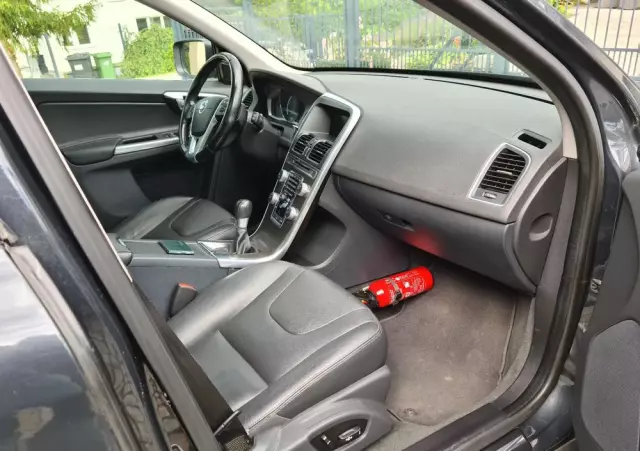 VOLVO XC 60 D3 Momentum